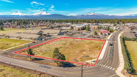 Barclay Drive, Sisters, OR 97759