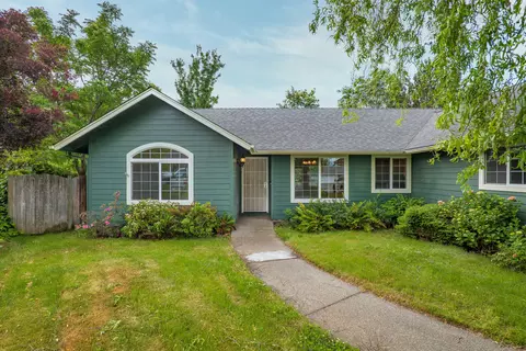 Exterior - 1375 Forestview Dr, Grants Pass, OR 97527 photo 2 of 14
