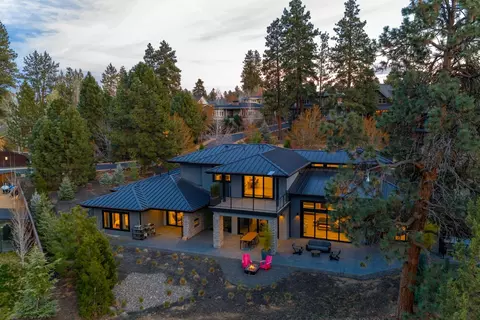 Exterior - 20172 Soft Breeze Ct, Bend, OR 97703 photo 7 of 7