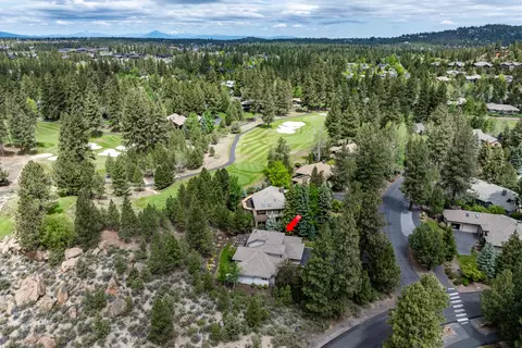 View/Area - 19598 Green Lakes Loop, Bend, OR 97702 photo 10 of 17
