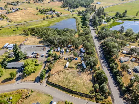 11775 Michael Rd, Central Point, OR 97502 photo 15