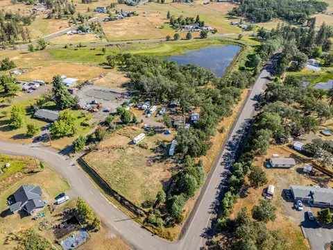 11775 Michael Rd, Central Point, OR 97502 photo 16