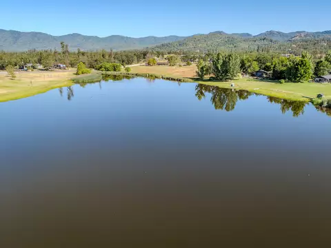 11775 Michael Rd, Central Point, OR 97502 photo 10