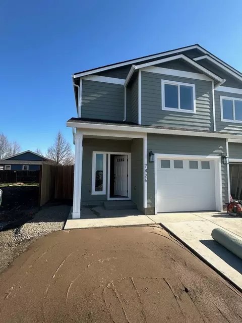 7422 Denman Ct, White City, OR 97503