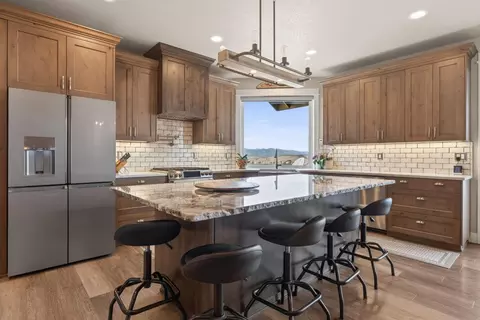 Kitchen - 11620 SW Pixie Ln, Culver, OR 97734 photo 1 of 6