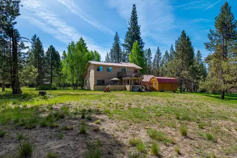 Exterior - 54715 Silver Fox Dr, Bend, OR 97707 photo 3 of 13