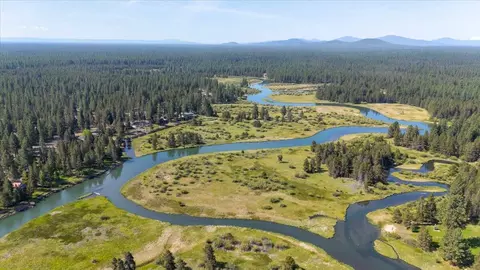 View/Area - 54715 Silver Fox Dr, Bend, OR 97707 photo 5 of 6