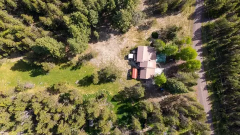 View/Area - 54715 Silver Fox Dr, Bend, OR 97707 photo 3 of 6