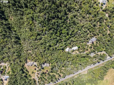 View/Area - 182 Eagles View Dr, Grants Pass, OR 97527 photo 2 of 5