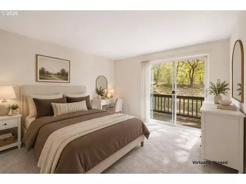 Bedroom - 182 Eagles View Dr, Grants Pass, OR 97527 photo 4 of 4