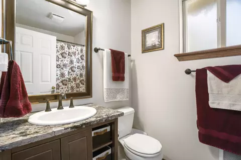 Bath - 51445 Ash Rd, La Pine, OR 97739 photo 1 of 5