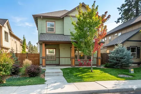 20527 SE Stanford Pl, Bend, OR 97702
