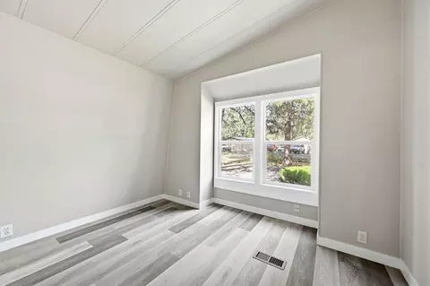60924 Targee Dr, Bend, OR 97702 photo 24