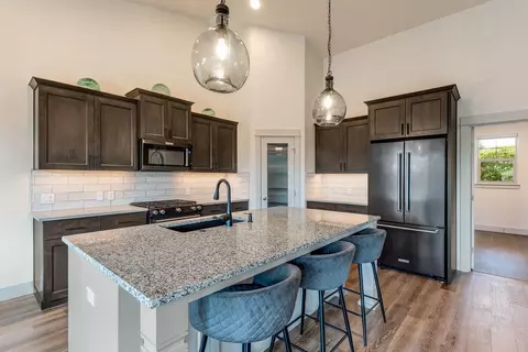 Kitchen - 63173 Iner Loop, Bend, OR 97701 photo 3 of 3