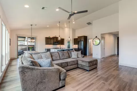 Other - 63173 Iner Loop, Bend, OR 97701 photo 5 of 7