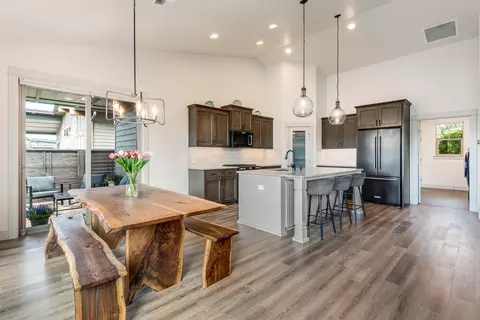 Other - 63173 Iner Loop, Bend, OR 97701 photo 2 of 7