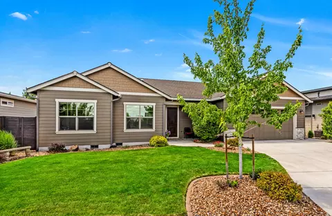 Exterior - 63173 Iner Loop, Bend, OR 97701 photo 6 of 6