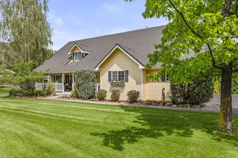 3619 Plum Bush Ct, Klamath Falls, OR 97603