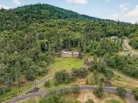 483 Wren Ridge Dr, Eagle Point, OR 97524 photo 23