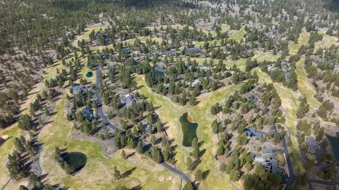 View/Area - 20612 Daisy Ln, Bend, OR 97702 photo 13 of 24