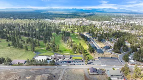 View/Area - 20612 Daisy Ln, Bend, OR 97702 photo 16 of 24