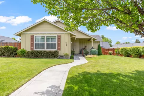 850 NW Quince Ave, Redmond, OR 97756