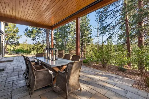 Exterior - 60420 Snap Shot Loop, Bend, OR 97702 photo 4 of 7