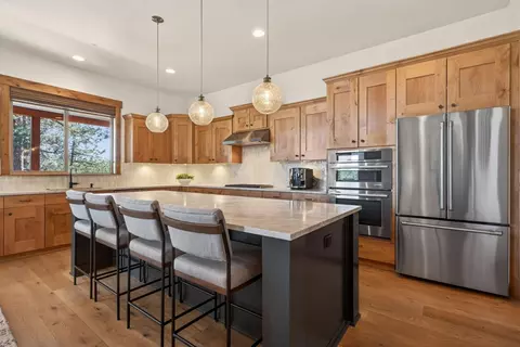 Kitchen - 60420 Snap Shot Loop, Bend, OR 97702 photo 3 of 4