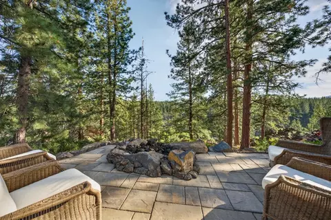 Exterior - 60420 Snap Shot Loop, Bend, OR 97702 photo 5 of 7