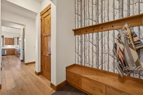 Entry Way - 60420 Snap Shot Loop, Bend, OR 97702 photo 3 of 3