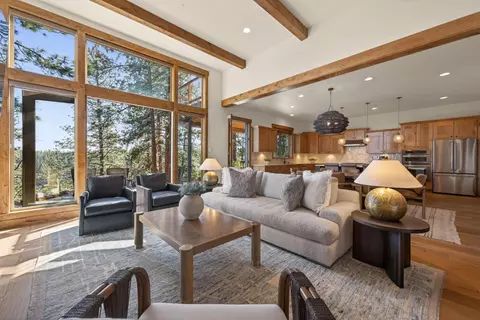 Living - 60420 Snap Shot Loop, Bend, OR 97702 photo 2 of 5