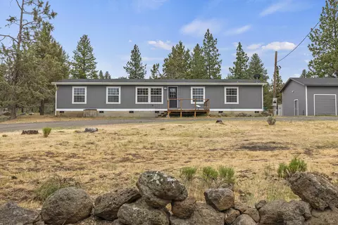 13086 Antler Dr, Klamath Falls, OR 97603