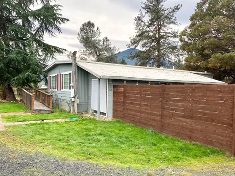 8720 Highway 238, Jacksonville, OR 97530