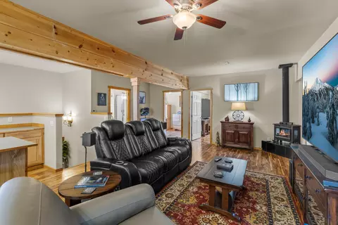Living - 64145 Hunnell Rd, Bend, OR 97703 photo 8 of 8