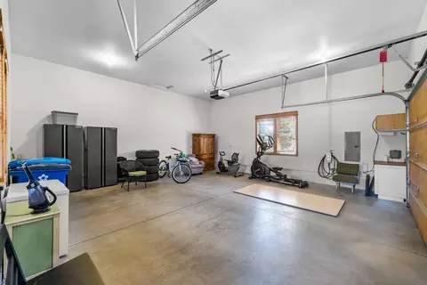 Other - 64145 Hunnell Rd, Bend, OR 97703 photo 10 of 21