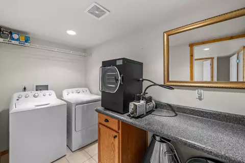 Other - 64145 Hunnell Rd, Bend, OR 97703 photo 14 of 21