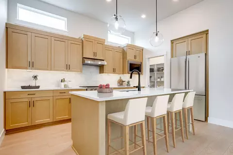 Kitchen - 3867 NE Tellus Dr, Bend, OR 97701 photo 1 of 2