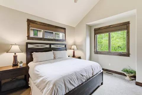 Bedroom - 56346 Fireglass Loop, Bend, OR 97707 photo 2 of 7