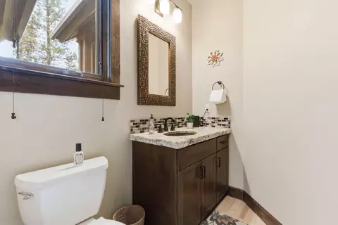 Bath - 56346 Fireglass Loop, Bend, OR 97707 photo 3 of 12