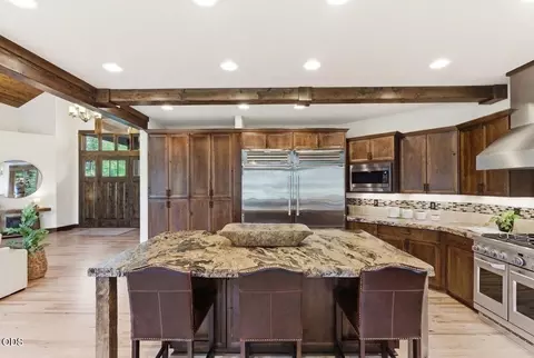 Kitchen - 56346 Fireglass Loop, Bend, OR 97707 photo 5 of 6