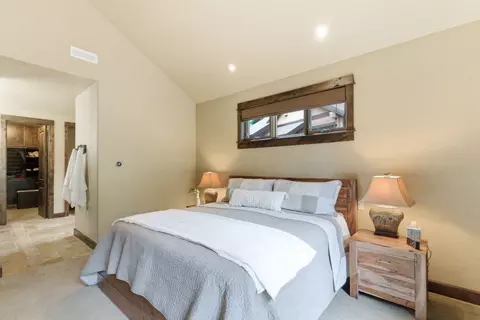 Bedroom - 56346 Fireglass Loop, Bend, OR 97707 photo 5 of 7