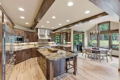 Kitchen - 56346 Fireglass Loop, Bend, OR 97707 photo 1 of 6