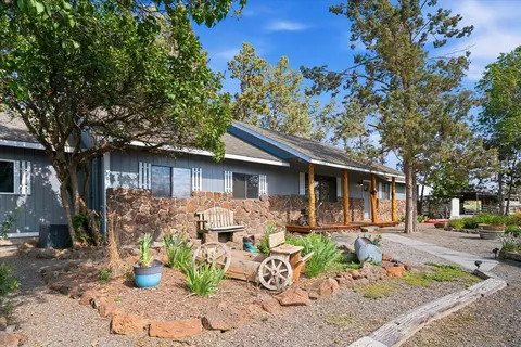 8516 NE 33rd St, Terrebonne, OR 97760