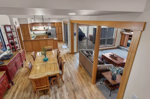 Dining - 57124 Evergreen Loop #33, Sunriver, OR 97707 photo 5 of 7