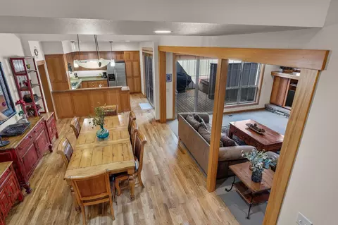 Dining - 57124 Evergreen Loop #33, Sunriver, OR 97707 photo 7 of 7