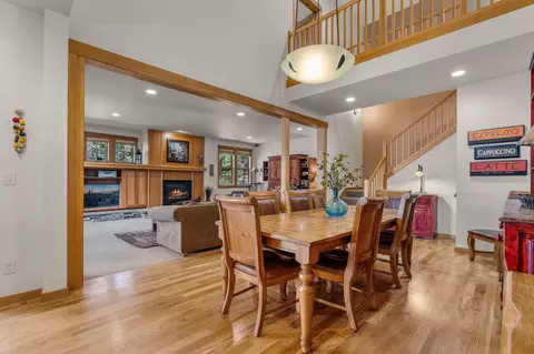 Dining - 57124 Evergreen Loop #33, Sunriver, OR 97707 photo 1 of 7