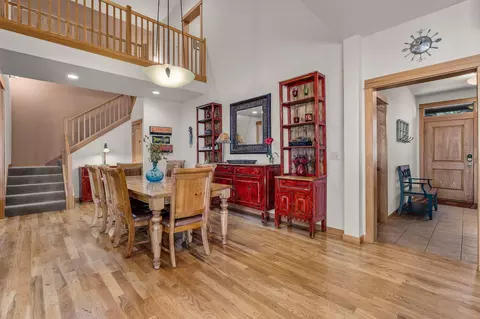 Dining - 57124 Evergreen Loop #33, Sunriver, OR 97707 photo 3 of 7