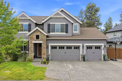 20861 Tamar Ln, Bend, OR 97702