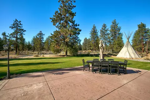 Exterior - 16443 Dea Dr, Bend, OR 97703 photo 18 of 26
