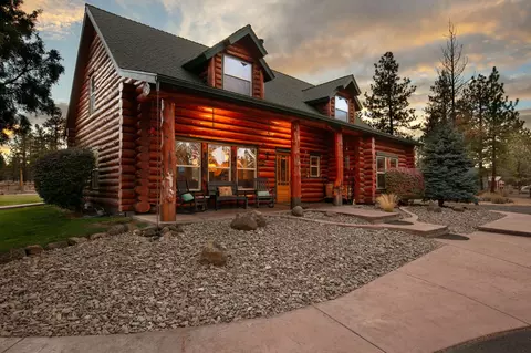 Exterior - 16443 Dea Dr, Bend, OR 97703 photo 5 of 26